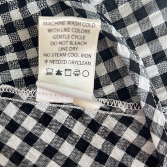 Max Studio Wrap Top - Picture 10 of 12